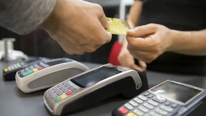 Kartlı Harcamalarda Gizli Artış: Tüketicileri Hangi Riskler Bekliyor?