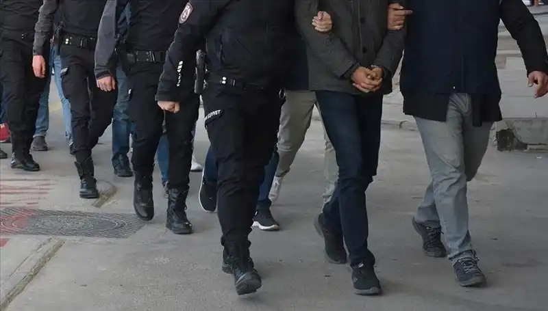 FETÖ ile Mücadelede Yeni Operasyon: 5 İlde 10 Gözaltı