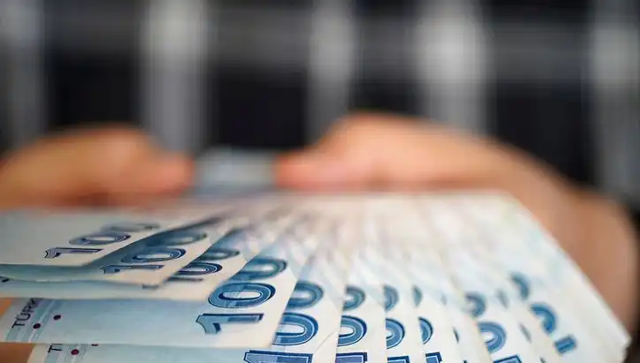 2025’te Emekliler İçin Promosyon Yarışı: Bankaların Sundukları Fırsatlar!
