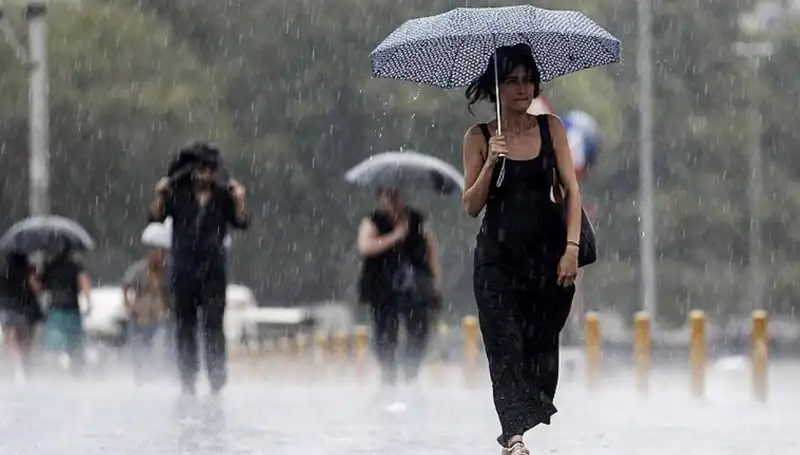 İstanbul ve Ankara’yı Vuracak Sağanak Yağışlar: 25 İlde Uyarılar Geldi