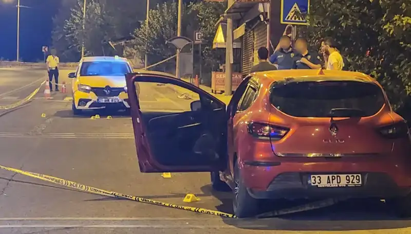 Otomobillerden inip kurşun yağdırdılar: Kanlı çatışmanın detayları!