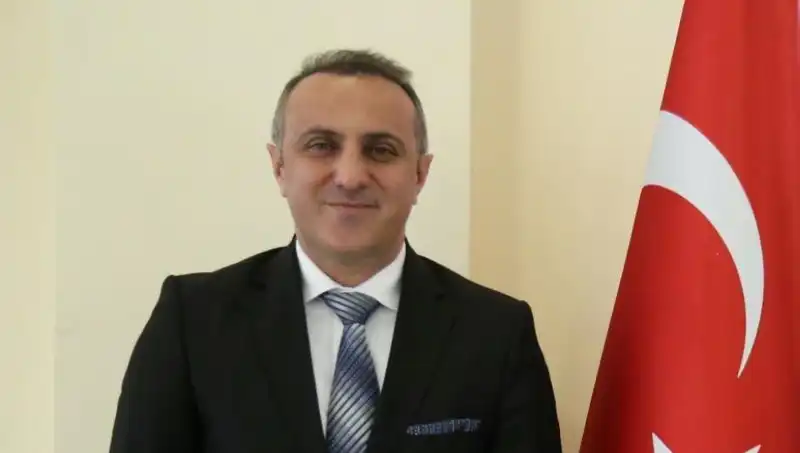 Gümüşhane Üniversitesi'nin Yeni Yüzü: Rektör Prof. Dr. Oktay Yıldız Kimdir?