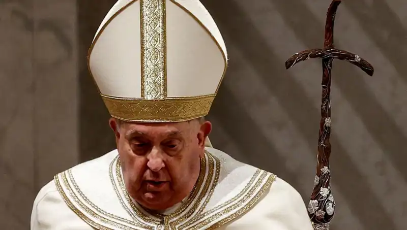 Vatikan'da Endişe: Papa Francis Hastaneden Çıkmayı Bekliyor