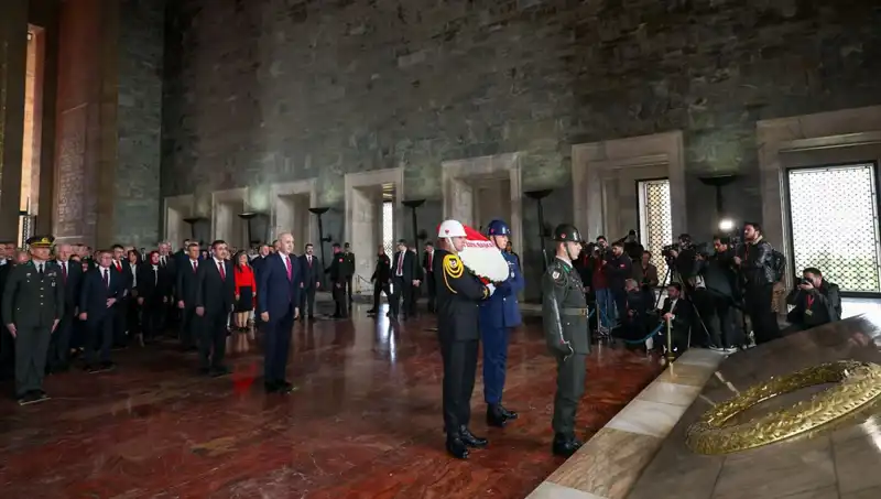 Devlet Erkanı, Anıtkabir'de 29 Ekim Törenlerinde Bir Araya Geldi