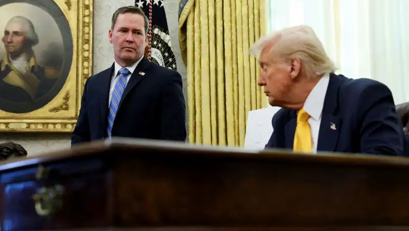 Amerika'da Savaş Planı Sızıntısı: Trump Danışmanı Kendini Ele Verdi