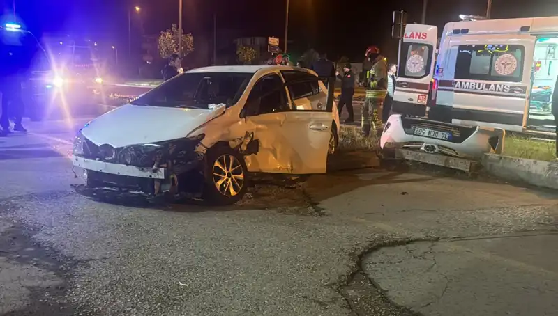 Pikap ve Otomobil Çarpıştı: Kaza Anındaki Dram ve Sonrası