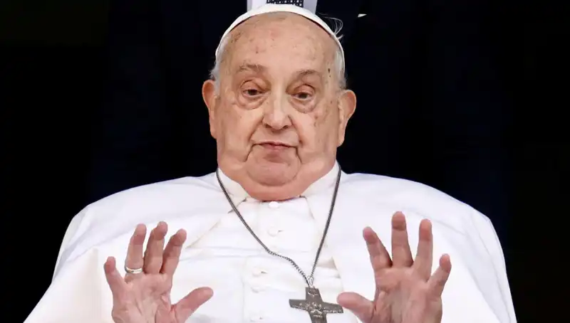Papa Francis İki Kez Ölümden Döndü: Kayıplar ve Hayatta Kalmanın Serüveni