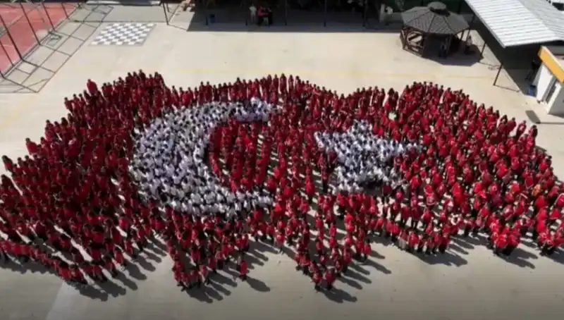 Türkiye’nin En Büyük Okul Haritası: 1.300 Öğrenci Tek Bir Haritada Buluştu