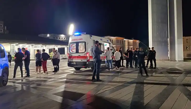 14 Yaşındaki Gençten Korkunç Saldırı: Şehirde Panik ve Kaos