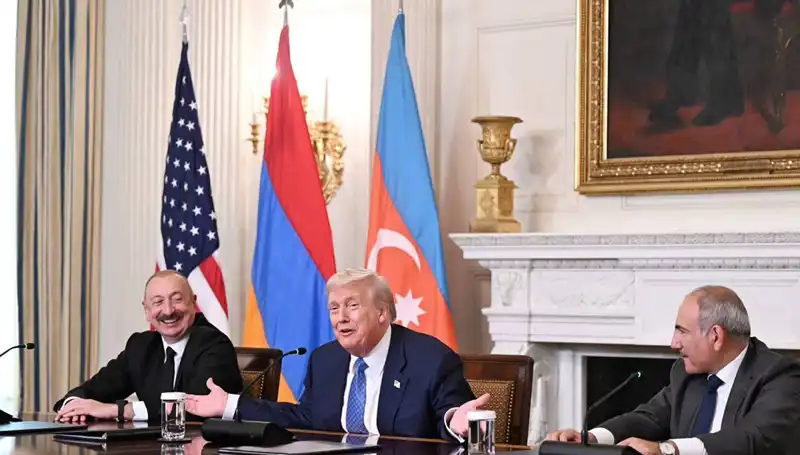 Aliyev, Ermenistan’a Anayasa Çağrısı Yaptı: Zaman Kaybına Son!