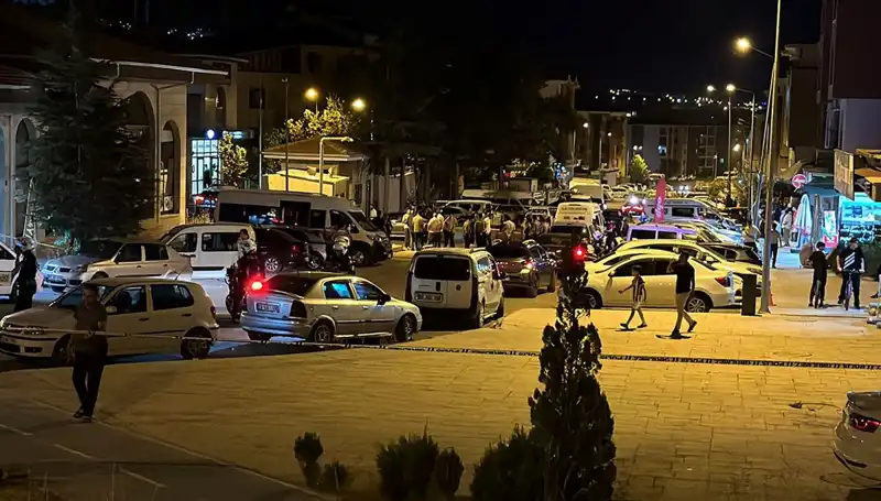 İki Aile Arasında Büyüyen Kavga: Yaralılar Hastaneye Kaldırıldı