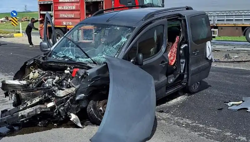 Ankara Yolunda Trafik Kazası: Üç Kişi Yaralandı!