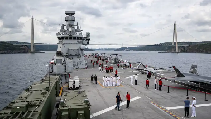 TCG Anadolu: Türkiye’nin Gururu Sarayburnu'ndan Fırtına Gibi Ayrıldı