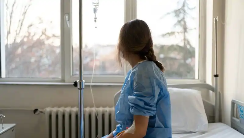 27 Yaşındaki Kadının Kanser Teşhisi: Doktorlar "Ciddi Değil" Dedi!
