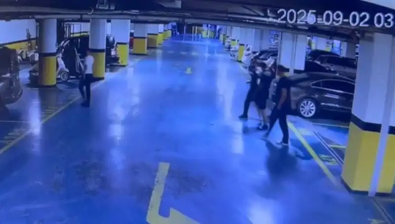 İzmir'de Kaçırılan Tekstilci İçin Bağcılar'da Fidye İstasyonu: 15 Milyon Lira Talep Edildi