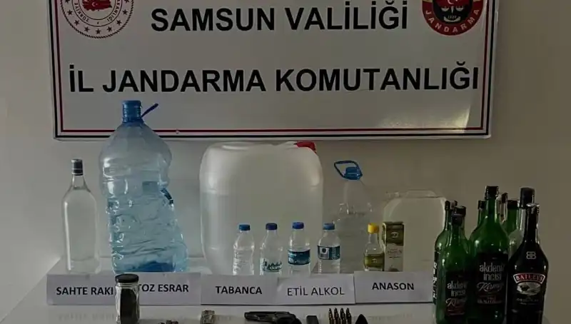 Samsun'da Sahte İçki Operasyonu: Litrelerce Kaçak İçecek Ele Geçirildi