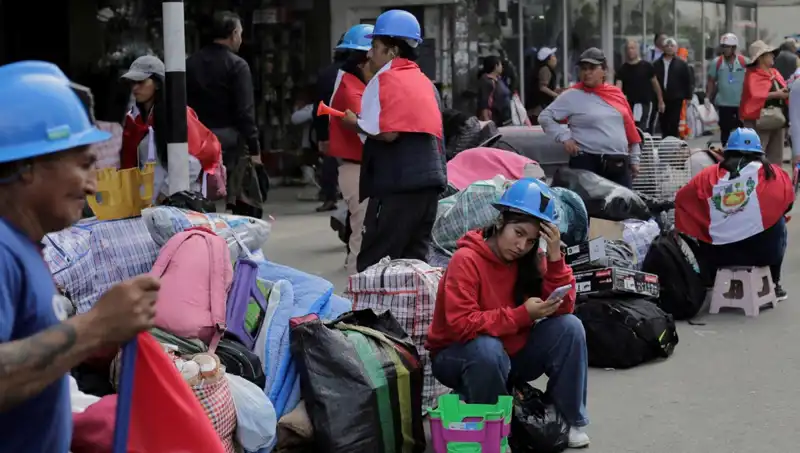 Peru'da Madenciler Sokaklara Döküldü: Protestoların Sebebi Nedir?
