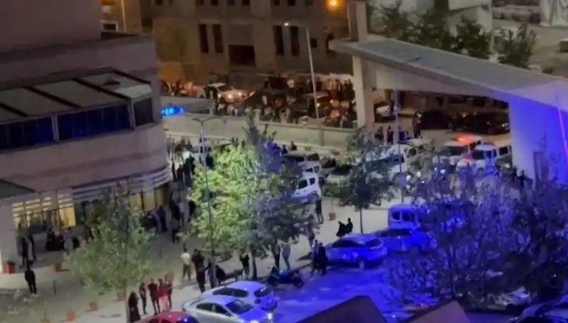 Halay Başında Çıkan Dehşet! Bıçaklı Kavga ve Feci Yaralanmalar
