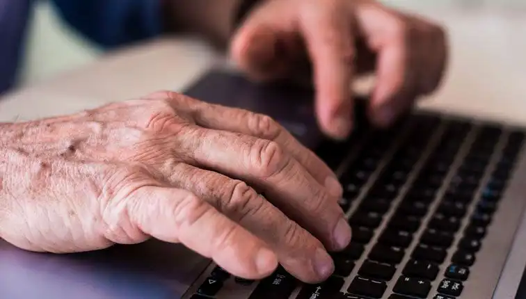 Dijital Dünyanın Zihinsel Güç Üzerindeki Etkisi: Demansa Karşı Teknoloji Kullanımı