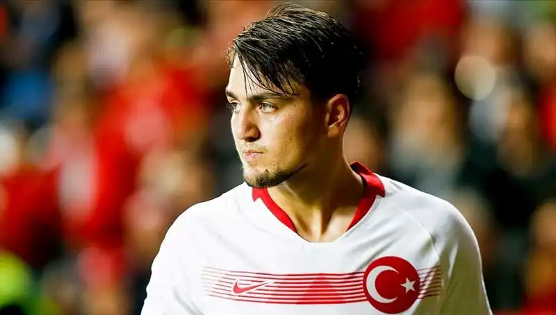 Beşiktaş'ın Milli Futbolcu İle İlgili Girişimleri Resmi Hale Geldi
